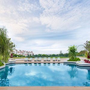 Parkroyal On Beach Road, Singapore